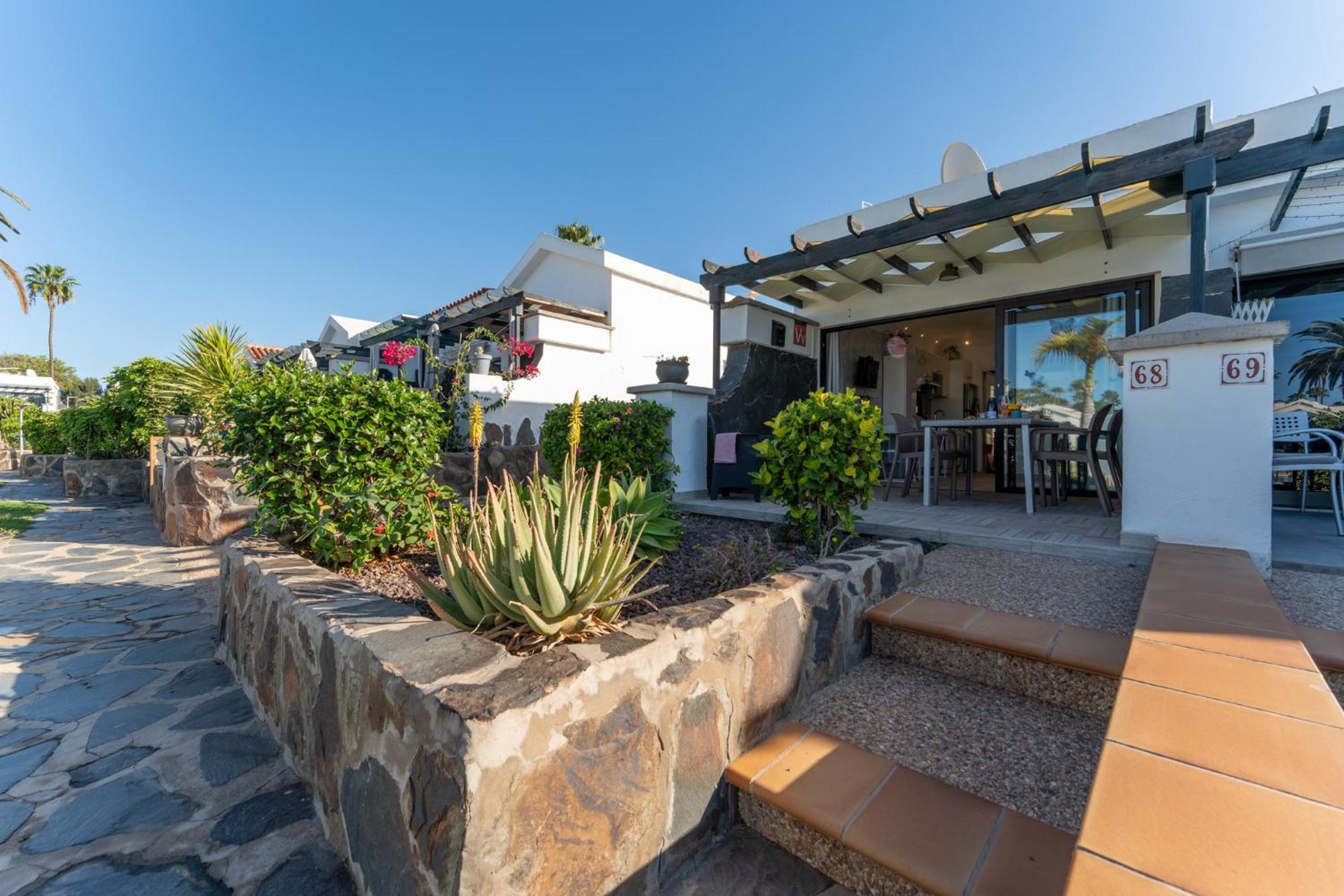 Luxury Poolside Holiday Home Maspalomas  Kültér fotó